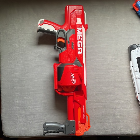 Sold - Picture 3 of 6